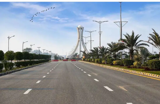 3-Marla Plot Best Opportunity Near To School for Hot Location For Sale In NewLahoreCity Near To Bahria Town Lahore LDA Approved Society