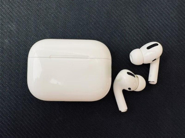 Apple AirPods Pro - Perfect Condition