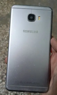 Samsung c7 4 gb 64 gb