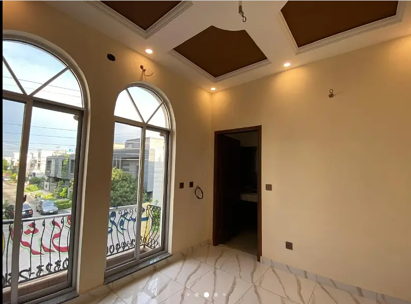 5 Marla Slightly Used House For Sale In Block AA Canal Gardens Lahore