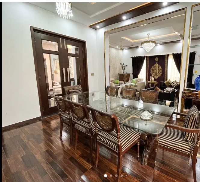 1 Kanal 6 bedroom house for sale at a very prime location of Rafi Block, Bahria Town Lahore