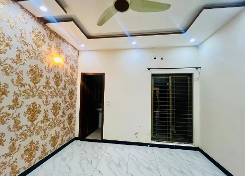 5 Marla Upper Portion with Gas Available For Rent In Canal Garden Near Bahria Town Lahore