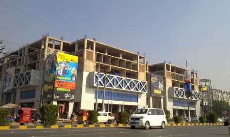 318 sqft Shop available on Sale at the ideal location of Kohinoor City Faisalabad