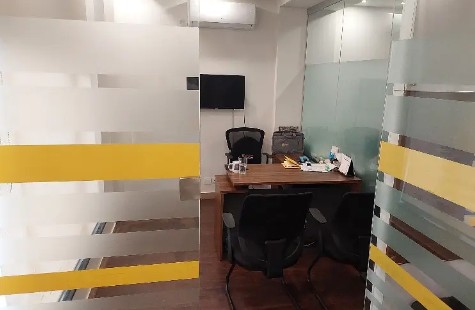 8 MARLA FULLY FURNISHED OFFICE FOR RENT