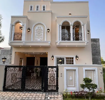 Prime Location House For Sale In Lahore
