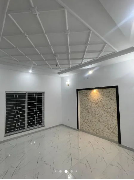 10 Marla Spanish Beautiful House For Sale In Low Budget BAHRIA TOWN Lahore
