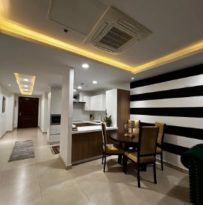 One Bedroom Luxury Apartments On Rent For Daily Basis at Gold Crest