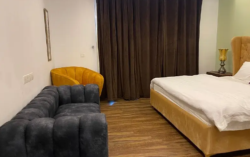 One bed Appartment Available on Daily Basis.