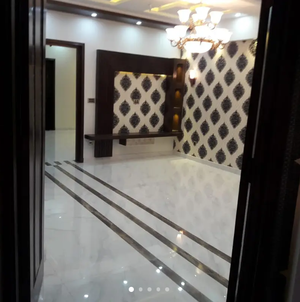 Prime Location Brand New 5 Marla Luxury House For Available Sale In Lahore