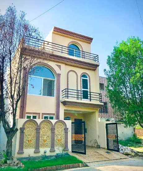 Marla Brand New House In LDA Approved Area Prime Location With A + Construction Available For Sale