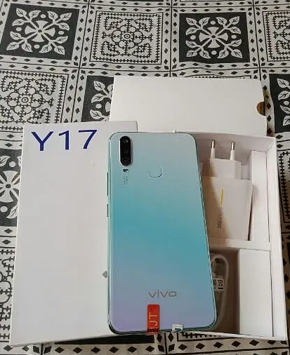 Vivo y17 8gb256gb for sale 5000mah battery