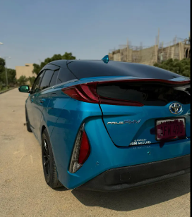 TOYOTA PRIUS IN PLUG HYBRID MODEL 2017