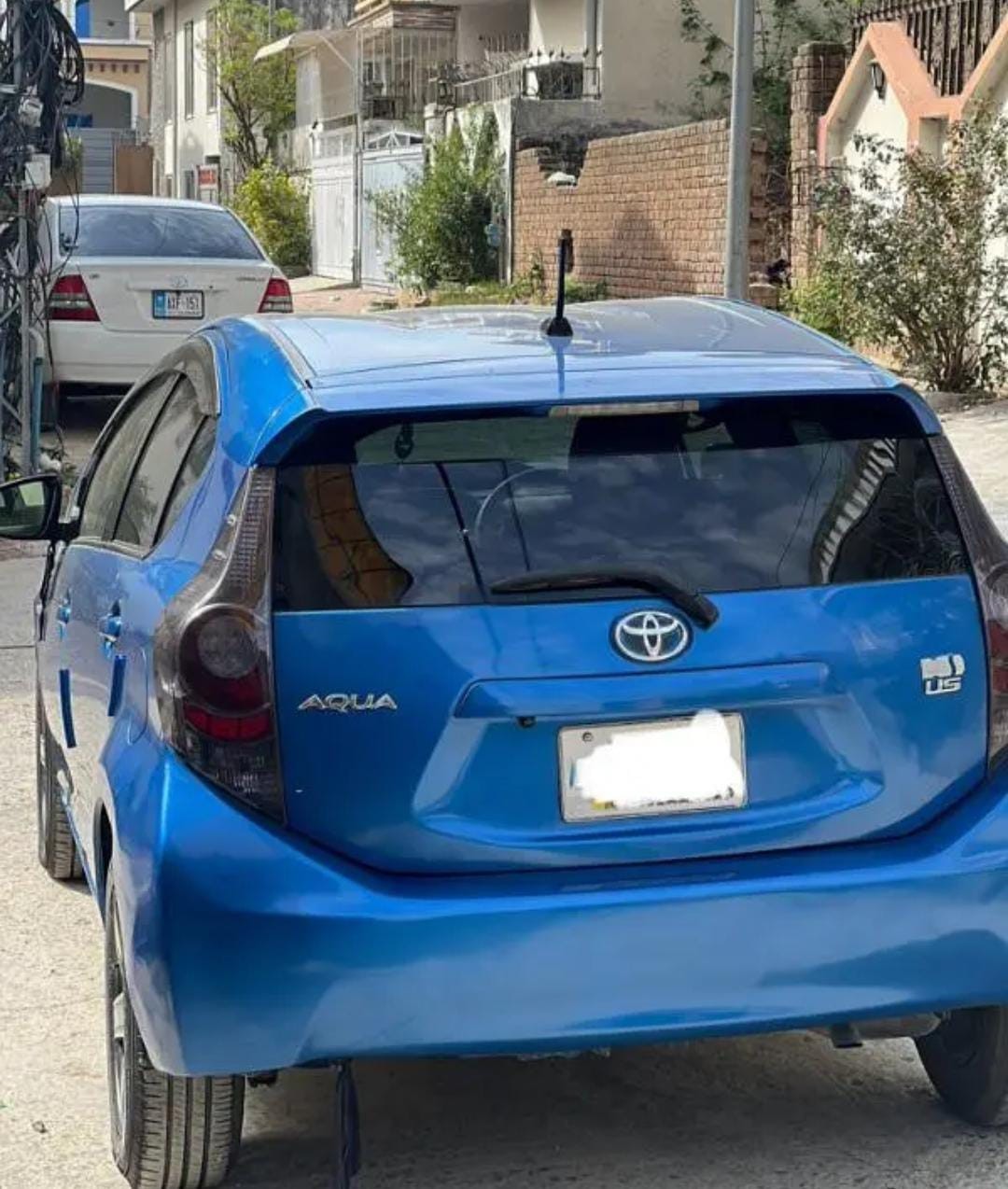 Toyota Aqua S Variant-car for sale in ISlamabad
