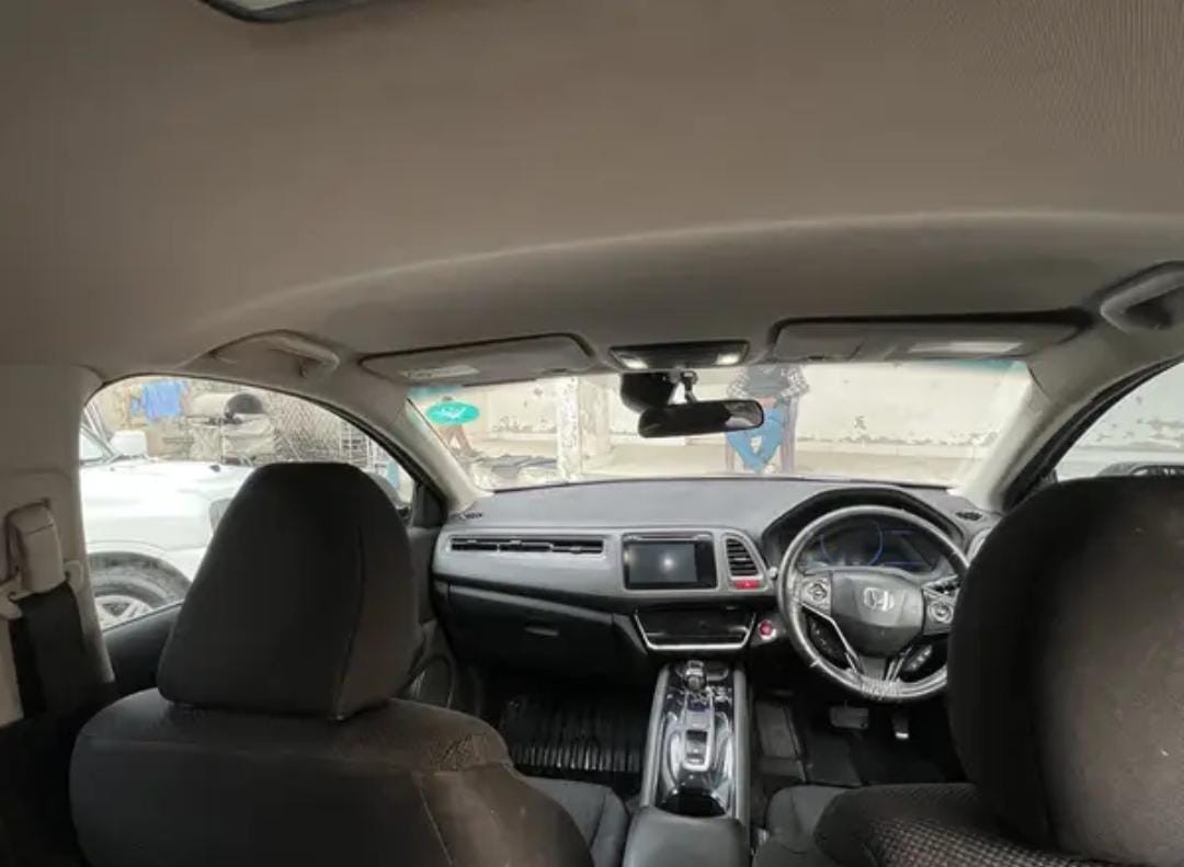 Honda vezel XL-car for sale in islamabad