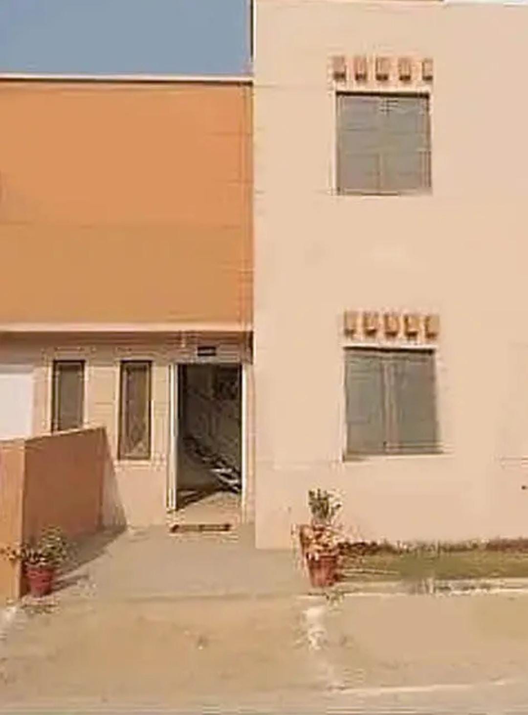 3 Marla House For Sale In Lahore on prime location-house for Sale in Lahore