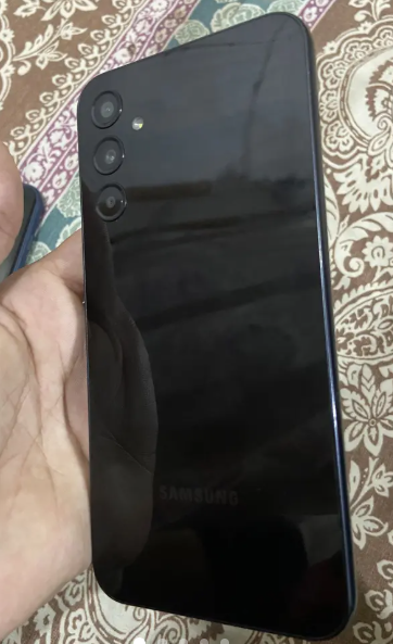 Samsung A15 / 6gb / 128gb official pta approved