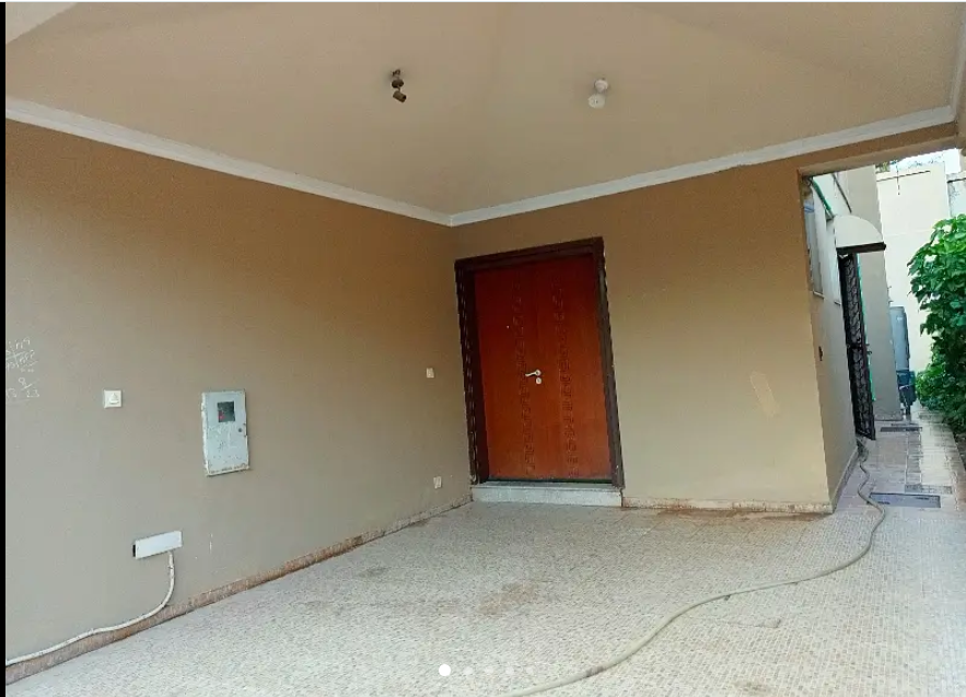 3 Bed Defence Villa For Rent, Beautiful Villa Neat And Clean Near To Mosque