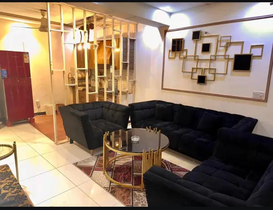 Appartment For rent in Bahria Town Lahore