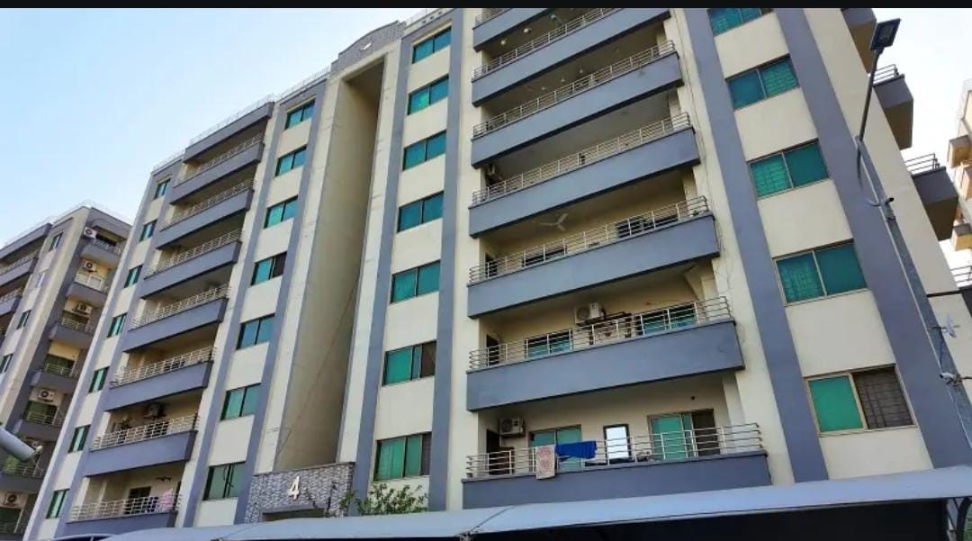 Flat For Rent in Askari Lahore