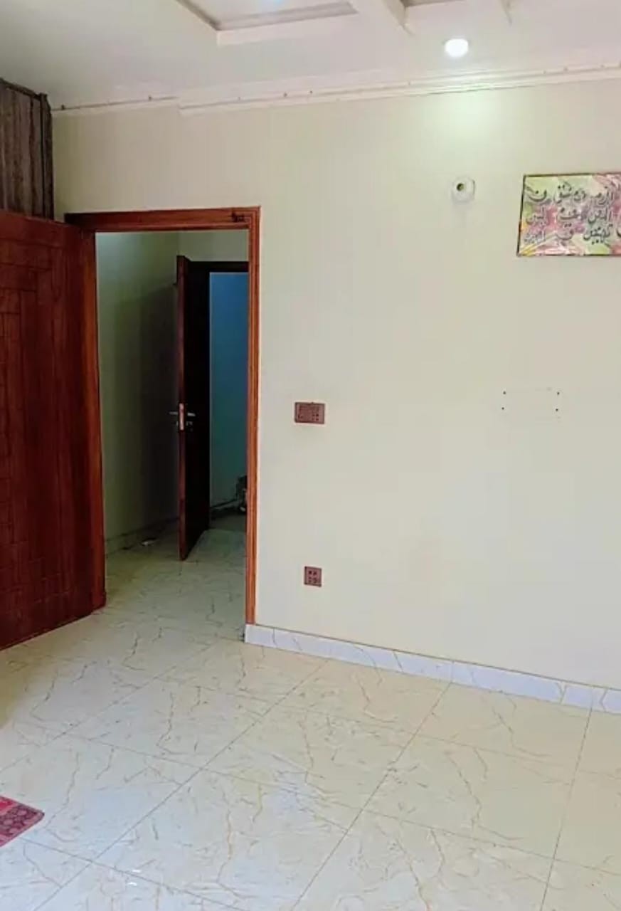 Flat For Rent in Punjab Coop Housing Lahore