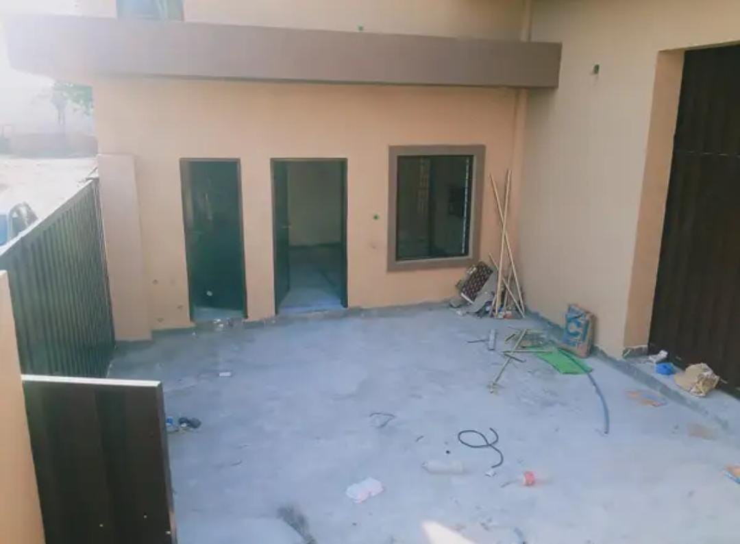 Flat For rent in Bahria Town Lahore