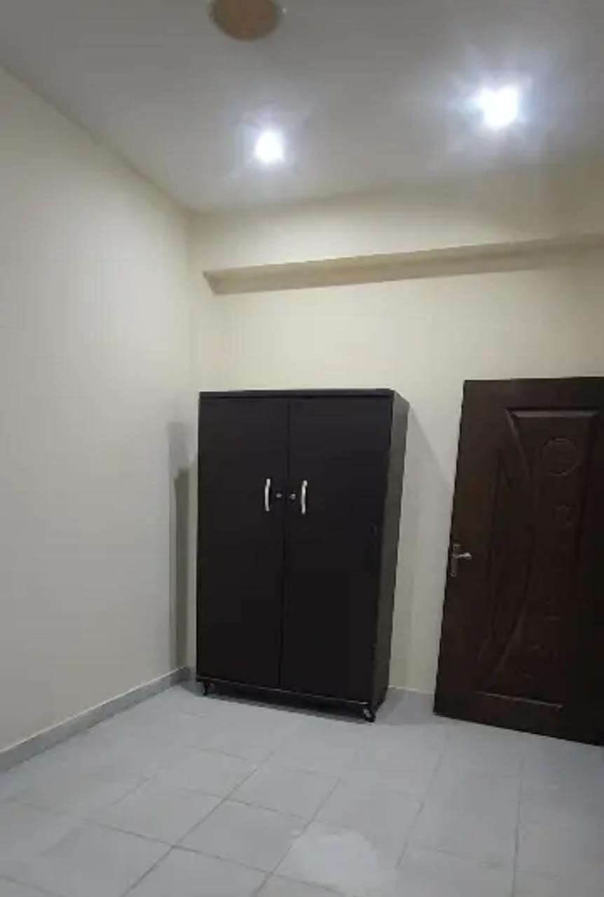 Flat For Rent in Johar Town Lahore