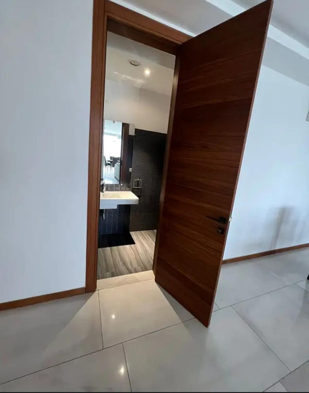 Appartment For Rent in Gulberg Lahore