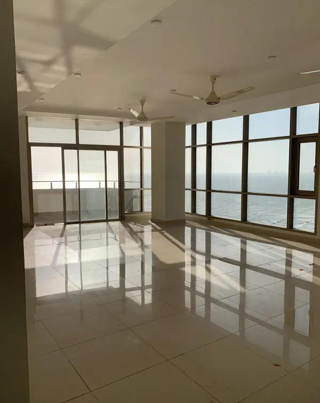Appartment For Rent in Emaar Pearl Tower Karachi