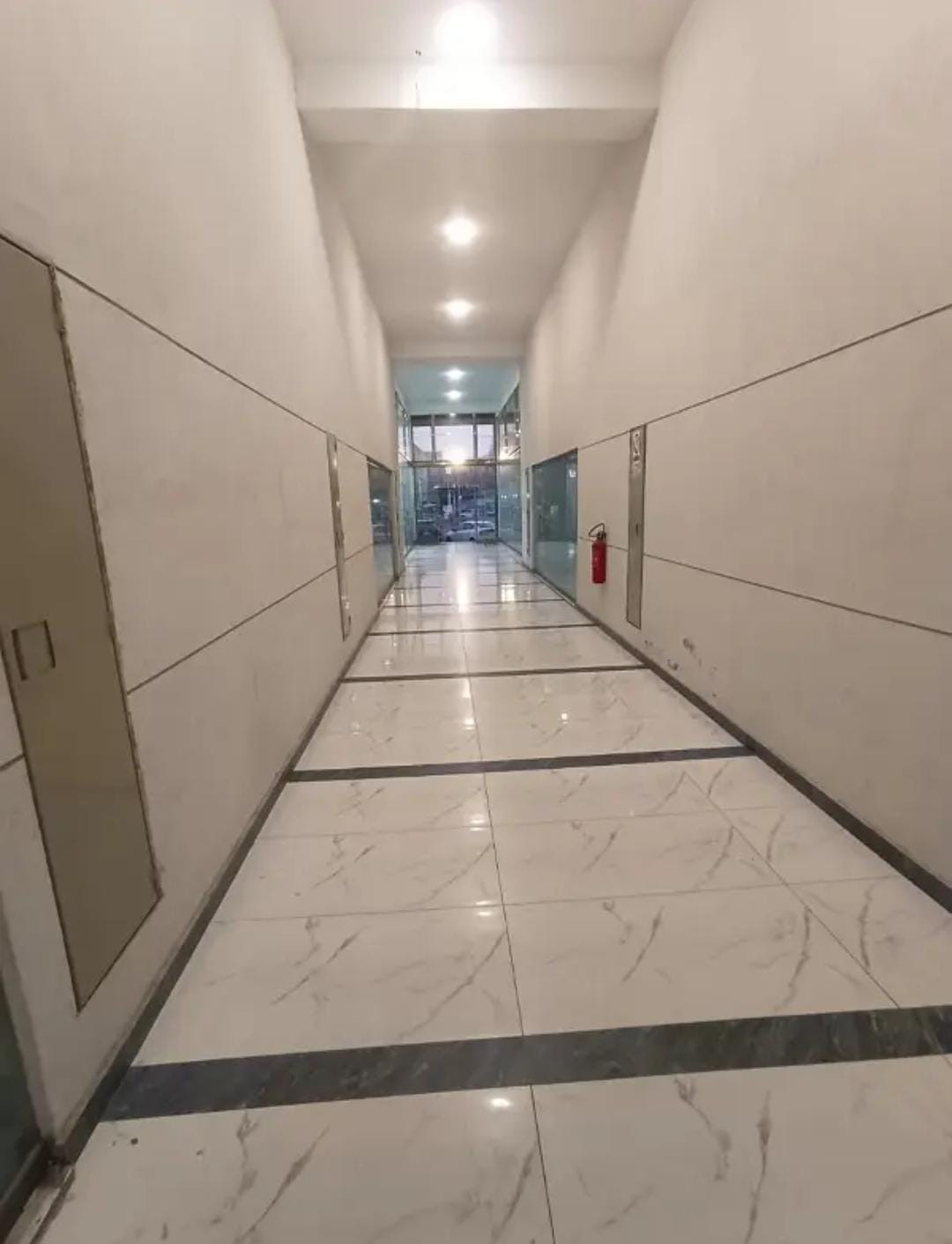 Office Available For Rent in MM Alam Gulberg Lahore