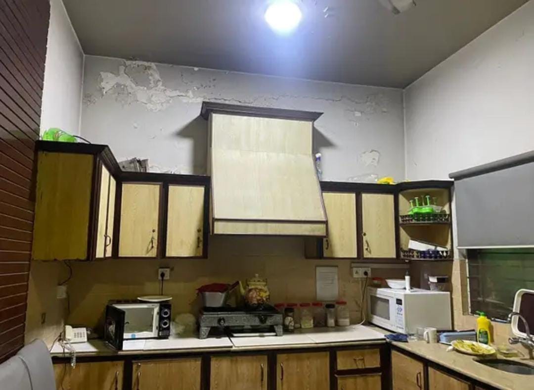 Office for rent in gulberg lahore
