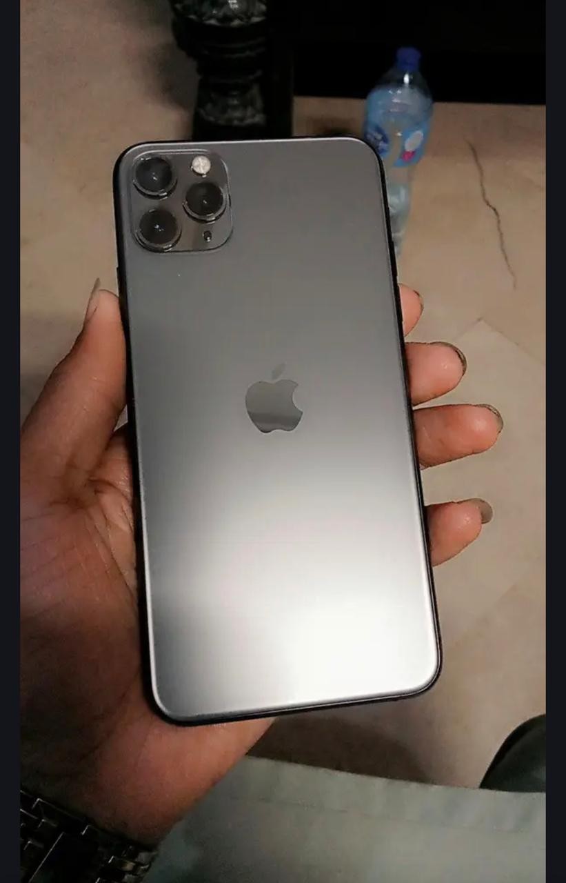 Iphone 11 pro max for sale in lahore