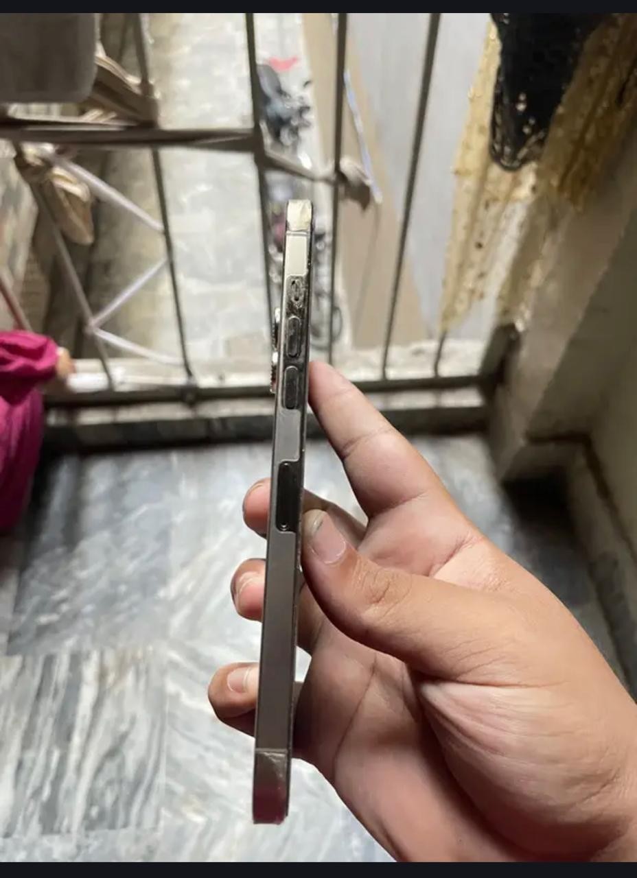12 pro max urgent sale in islamabad