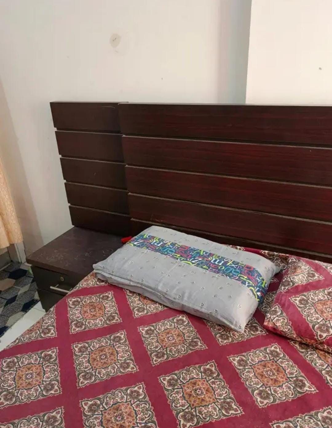 Bed Set For Sale in Gulshan-e-iqbal Town Karachi