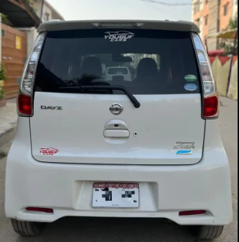 Nissan Dayz Highway Star Model 2015 Reg. 2019 Pearl White