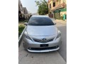 prius-alpha-5-seater-small-0