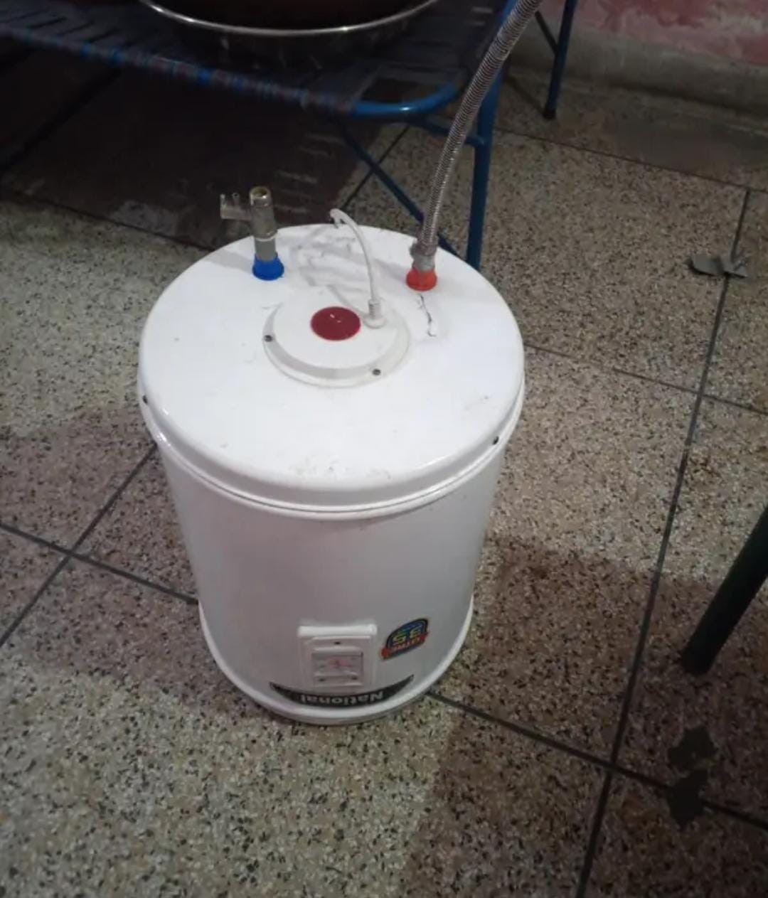 Geyser For Sale In Bastami Road LAhore