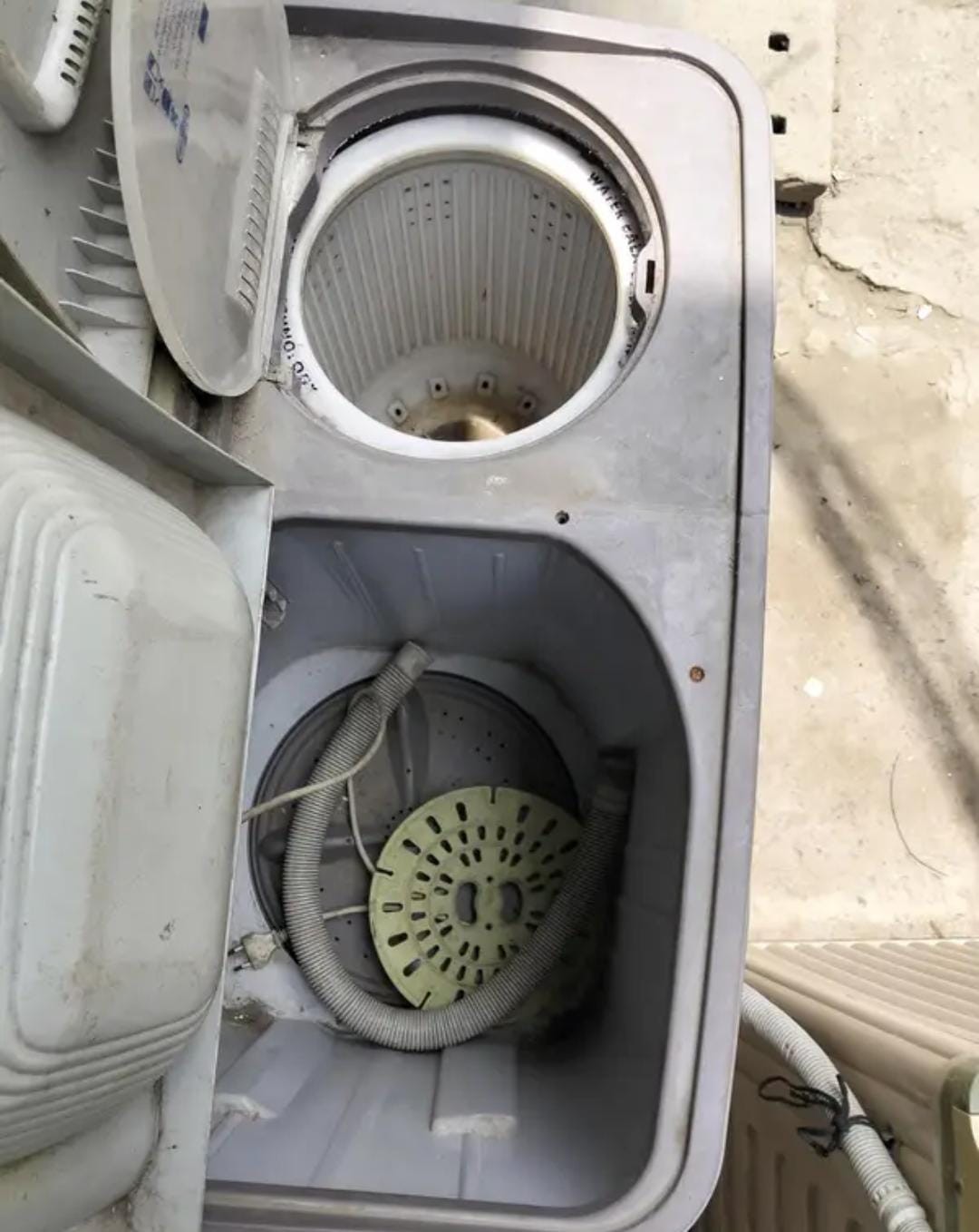 Washing machine for sale in new amir town Lahore