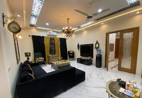 DHA Phase 3 Kanal 5 Bed Rooms Fully Furnished House For Rent