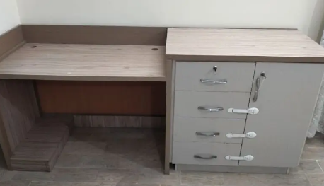 Computer Table With Cabinet